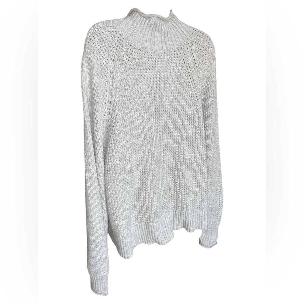 American Eagle Outfitters Women's Light Soft Knit Long Sleeve Gray Sweater